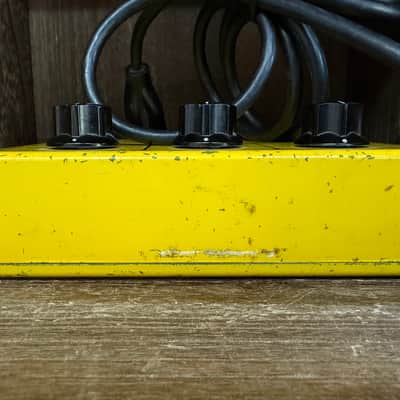 MXR MX-134 Stereo Chorus 1981 - Yellow image 2