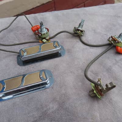 DEARMOND 1965-66 GOLD FOIL PICKUPS & WIRING HARNESS HARMONY ROCKET SILVERTONE models image 2
