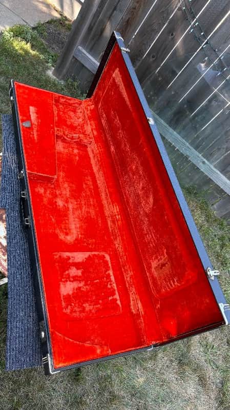 VINTAGE 1970's FENDER PRECISION BASS CASE w/KEYS image 1