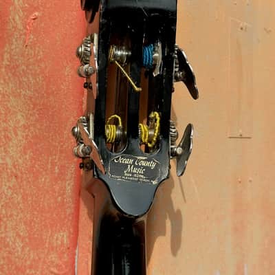 Ampeg BB-4 Baby Bass 1965 - a factory Black finished Museum Quality example ! image 12