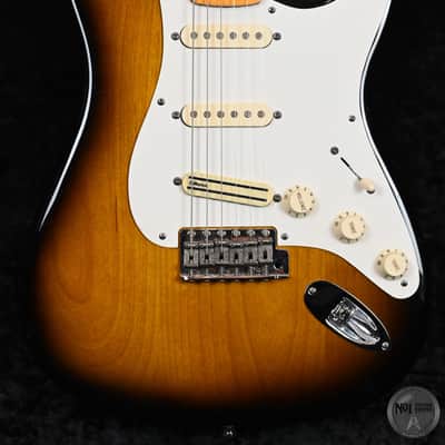 Fender Stratocaster Hot Rod '57 from 2007 in Sunburst image 3