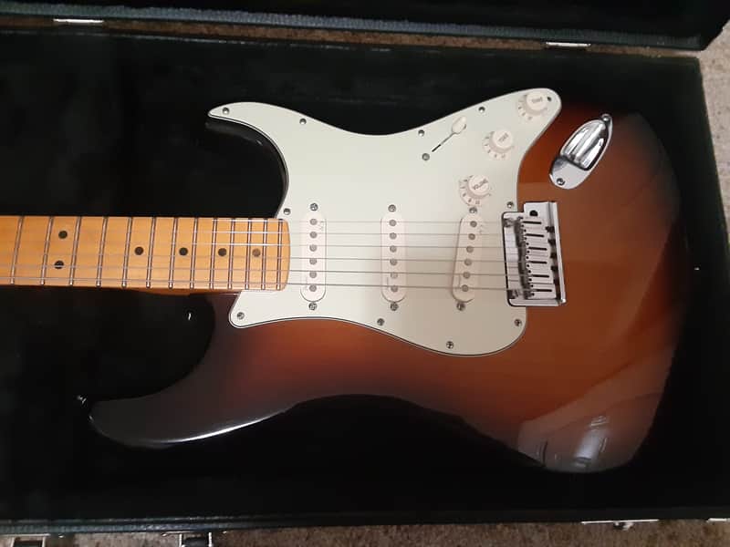 Fender American Deluxe Stratocaster 2011 - 2016 | Reverb
