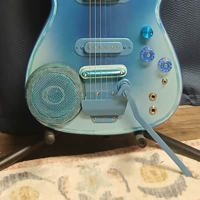 Synsonic Terminator Guitar 1989-1990 - Custom image 2