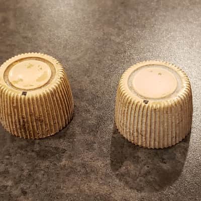 1960 Danelectro Cupcake Knobs 60’s Vintage 50’s DC-1 Shorthorn Volume Tone Silvertone Original image 3