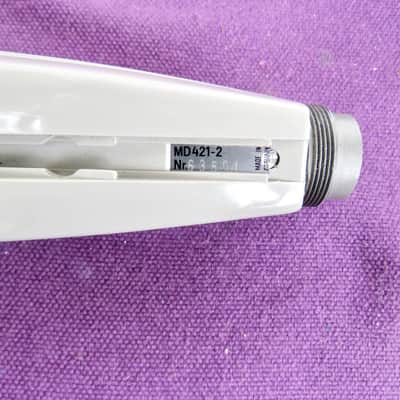 Sennheiser MD 421-2 Cardioid Dynamic Microphone image 9