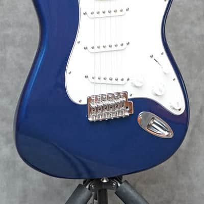 Fender MIM Stratocaster 2007 - Blue Finish W/ Pro Setup image 3