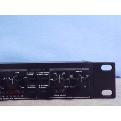 Alesis 3630 Dual-Channel Compressor / Limiter with Gate image 5