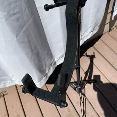 K&M 14761 Performer Stand for Acoustic Guitars image 10
