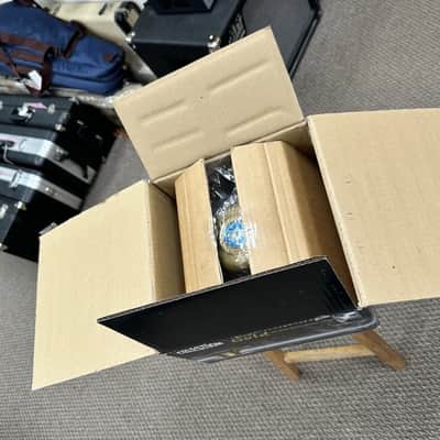 Celestion T5671 G10 Alnico Gold 40-Watt 8-Ohm 10" Speaker image 8