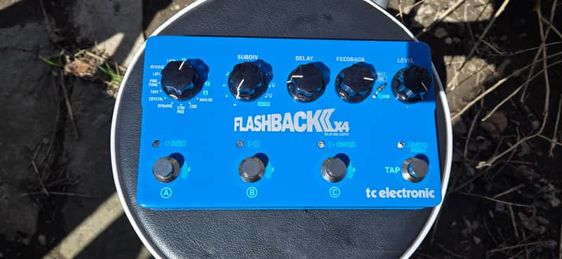 TC Electronic Flashback 2 X4