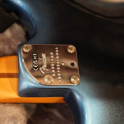 Fender American Professional II Stratocaster HSS with Rosewood Fretboard 2020 - Present - Dark Night image 10