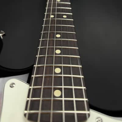 Fender Player II Stratocaster - 3-Color Sunburst w/ Rosewood Fingerboard image 4