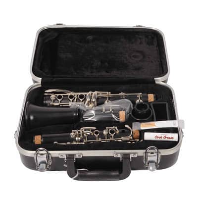 Buffet B-10 Student Clarinet Outfit with Upgraded Case [1205676] image 3