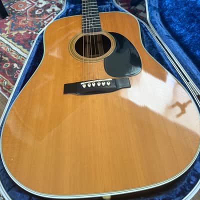 Martin D-76 CF Martin Bi-Centennial Guitar 1976 - Three-piece Rosewood back, herringbone backstrips, rosette soundhole, thirteen pearl stars in ebony fingerboard, and pearl eagle in headstock. image 22