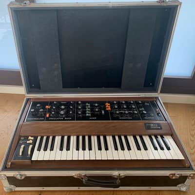 Moog Minimoog 1979 - Black image 10