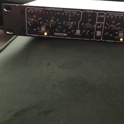 Drawmer DL441 Quad Auto Compressor Limiter 2010s - Black image 6