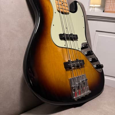 Sadowsky Tokyo Jazz Bass - Sunburst image 3