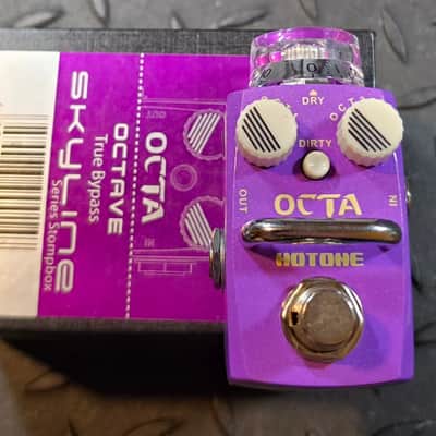 Hotone Skyline Octa Digital Octave Mini Guitar Pedal