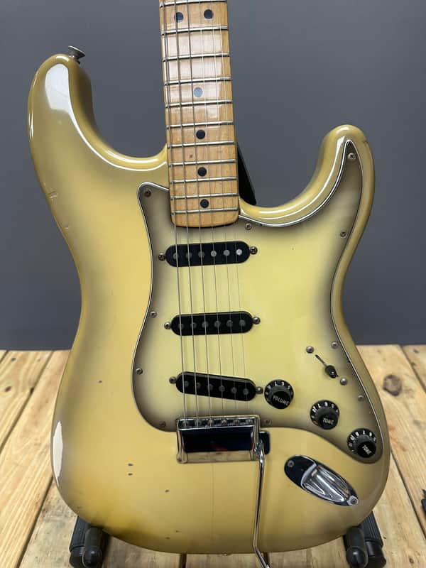 Fender Antigua