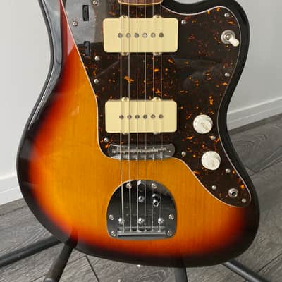2010 Fender Jazzmaster JM 66 Sunburst Hepcat Pickups image 4