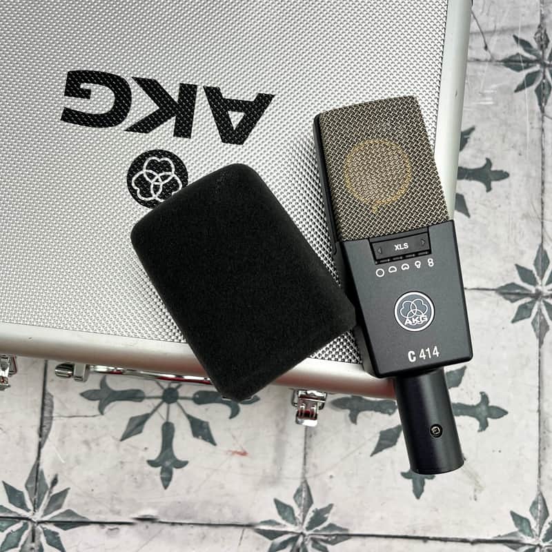 AKG C414 XLS Large Diaphragm Multipattern Condenser Microphone image 1