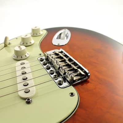 Fender 30TH Anniversary  Guitar Center '62  reissue Stratocaster 1994 with Hard Shell tweed Case image 17
