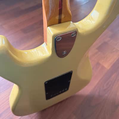 Tokai Silver Star 1980’s - pale yellow image 10