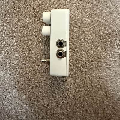 Electro-Harmonix Mod 11 Modulator 2019 - Present - Graphic image 5