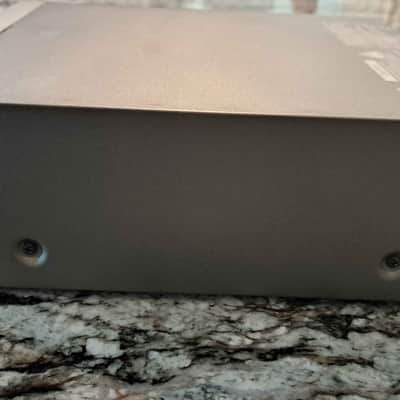 Roland ED SC-8850 1999 - Silver image 3