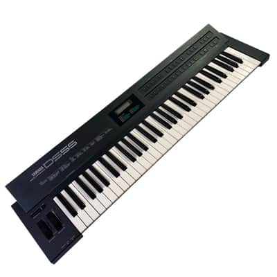 Yamaha DS55 Synthesizer w/ AC & Manual
