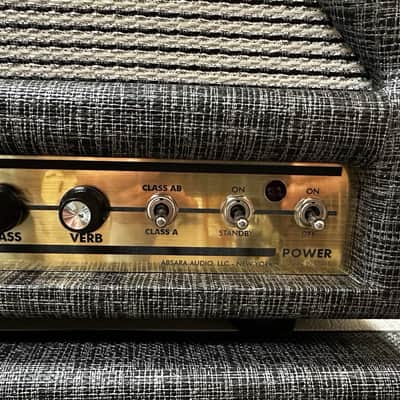 Supro 1699RH Statesman 2-Channel 50-Watt Tube Guitar Head Black Rhino image 4