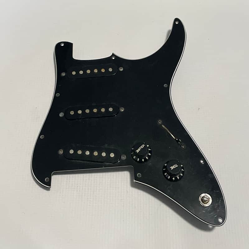 1980’s Kramer Striker 300st Loaded Factory Pickguard Black