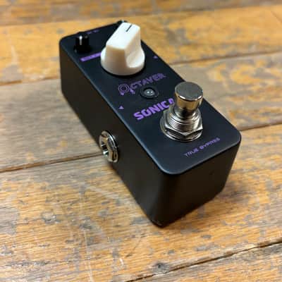 SONICAKE Octaver Analog Octave Effect Pedal image 2