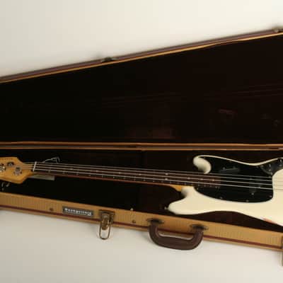 Nash Bass MB-63 Olympic White Lollar Pickup GRT-629 image 13