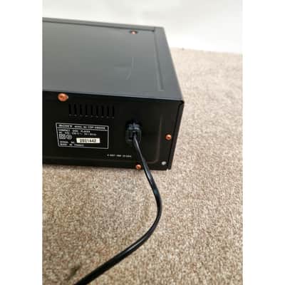 Sony CDP-XB920E - Good w/ remote image 13