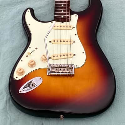 Fender Stratocaster LEFTY 1996 - Sunburst Made in Japan image 2