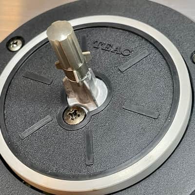 TEAC A-2340 1/4" 4-Track Reel to Reel Tape Recorder 1970s - Silver image 7