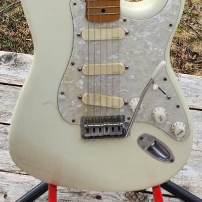 Fender Transitional Period (MIJ to MIM) Fujigen Stratocaster Olympic White 1990 MIM image 2