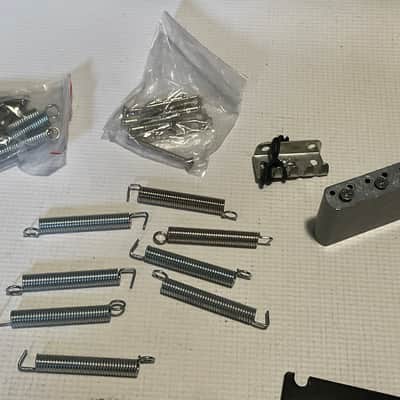 Lot of Fender & Squire Stratocaster Bridge Parts Saddles, Base Plates, ++ image 3