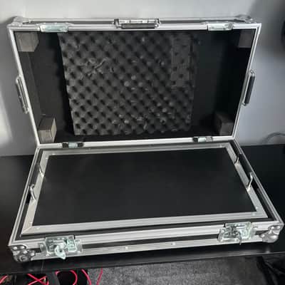 Pedalboard and Flight Case image 3