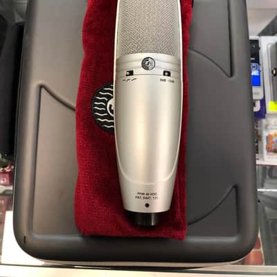 Shure KSM 44 A Large Diaphragm Multi-Pattern Condenser Microphone - Mint Conditon Never Used! image 2