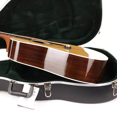 Martin Standard Series D-28 Acoustic Guitar Natural image 5
