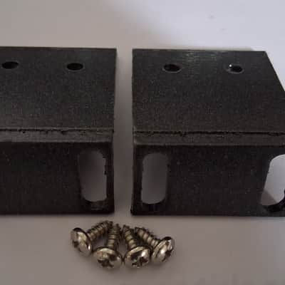 Rack ears to fit Korg Wavestation SR Z3 A2 A3 03RW M3R with mounting screws