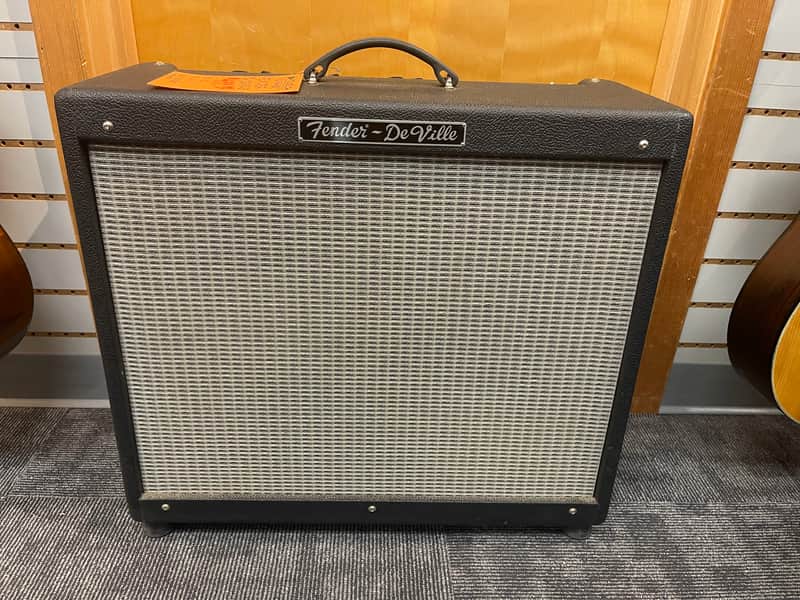 Preowned Fender Hot Rod Deville 2x12 image 1