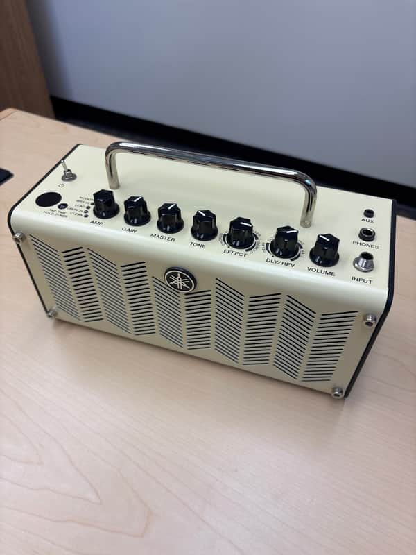 Yamaha THR5 10-Watt 2x3" Stereo Digital Modeling Guitar Combo
