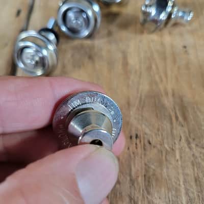 Dunlop Straplocks 3 pair, one pair w/ no screws - Nickel image 3