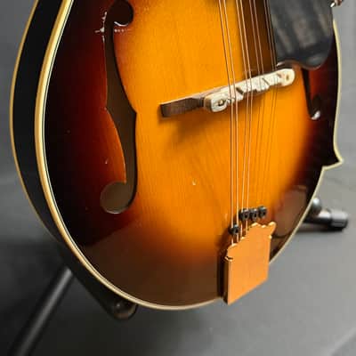 Kentucky KM-630 F-Style Mandolin Vintage Sunburst Finish w/ Case image 6