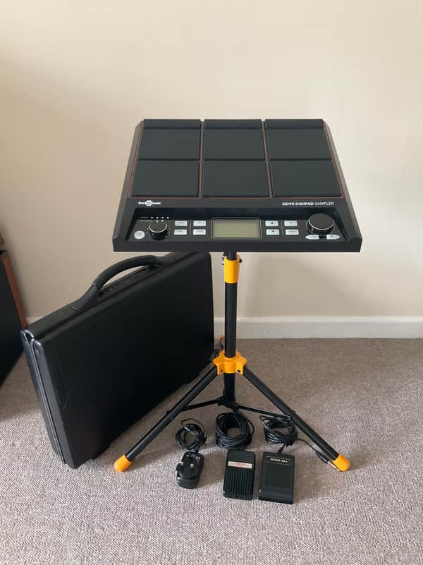 Gear4Music DD90 Drum pad with pedals, stand, and case. Electric drum kit image 1