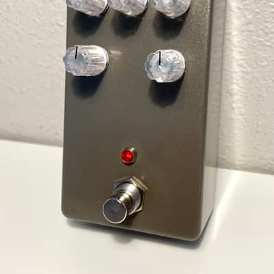 Skreddy Lunar Module Mini Deluxe Fuzz Clone image 2