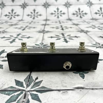 DigiTech FS3X 3 Button Footswitch image 3